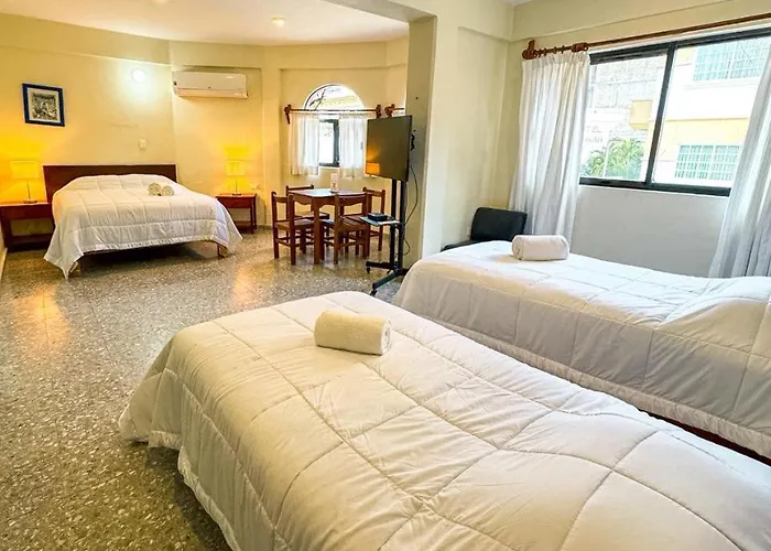 Hotel Casa Delfin 3*