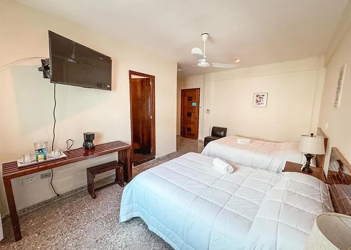 Casa Delfin Hotel 3*